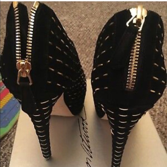 Brian Atwood ankle boots size 38.5 - Picture 2 of 7